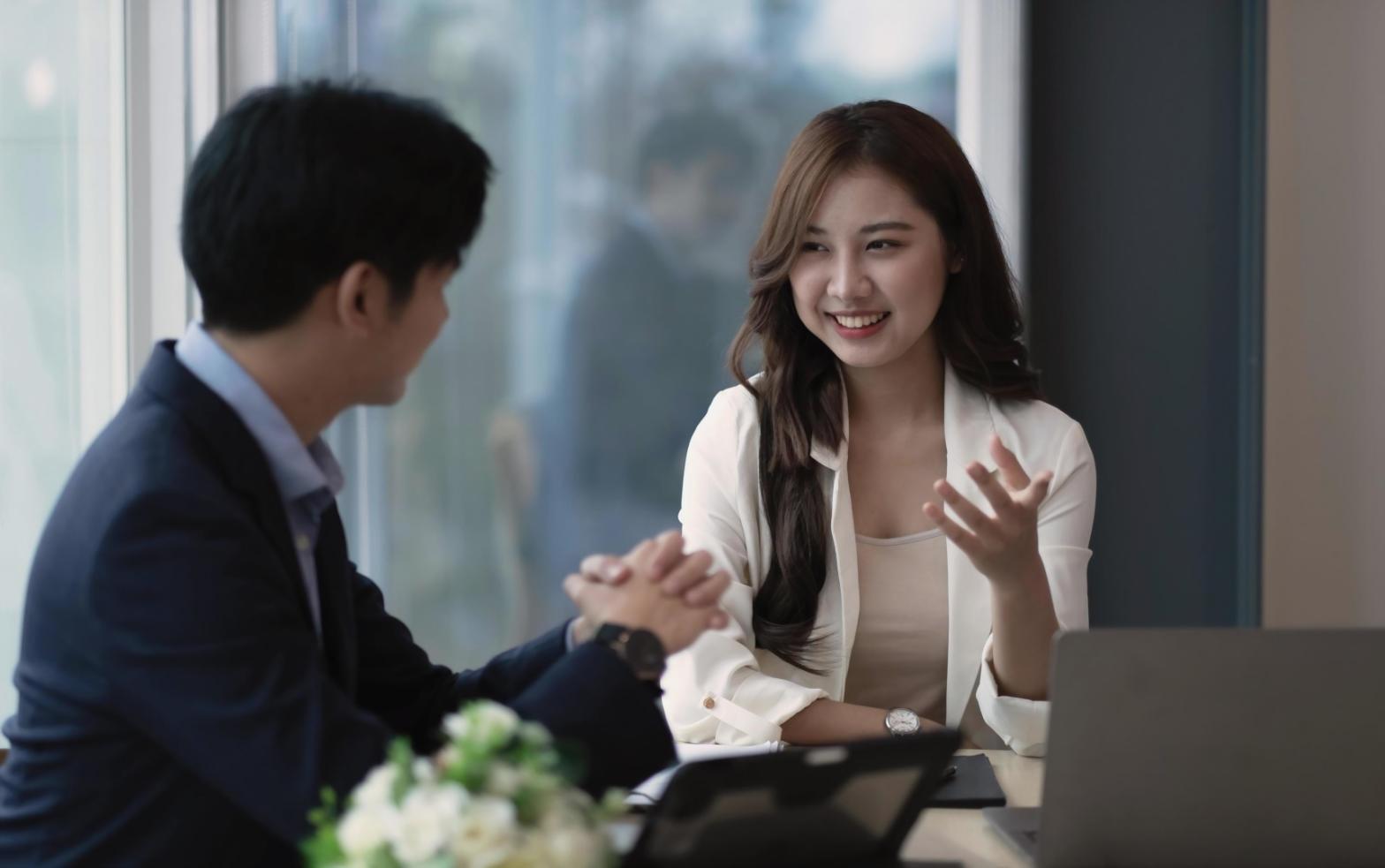 Seminar-Raum mit professioneller Atmosphäre